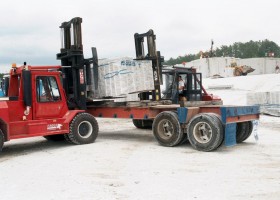 Camión transportando bloques de piedra | Recurso educativo 677499